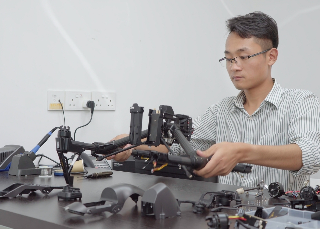 DỊCH VỤ HỌC SỬA MÁY BAY PHUN THUỐC