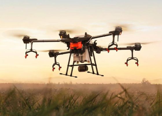 máy bay phun thuốc t16 giá bao nhiêu